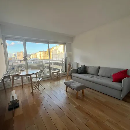 Grand Bright Apartment-4bdr-130m2 París