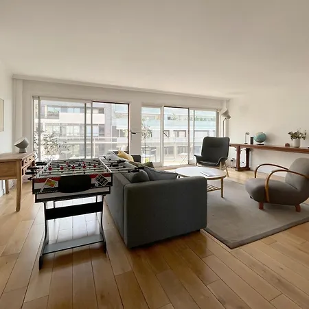 Grand Bright Apartment-4bdr-130m2 París