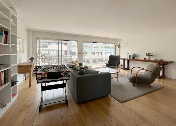 Grand Bright Apartment-4bdr-130m2 Parigi